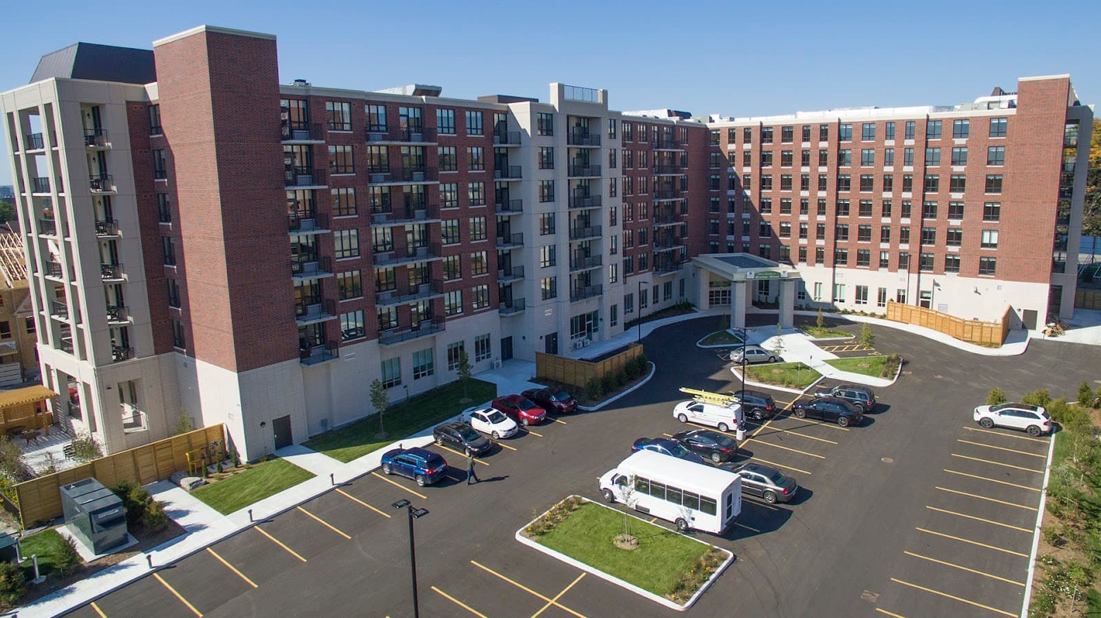 Cité Parkway Retirement Residence photo 1 of 4