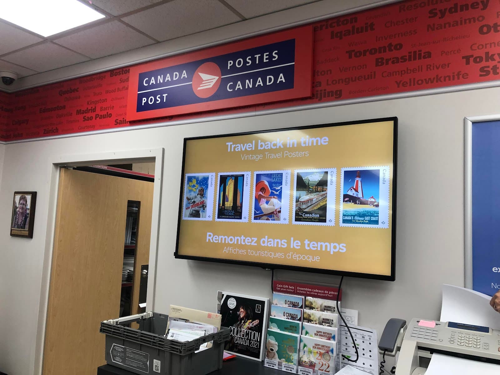 Clareview Drug Mart - Compounding Pharmacy / Post Office / Travel Clinic photo 5