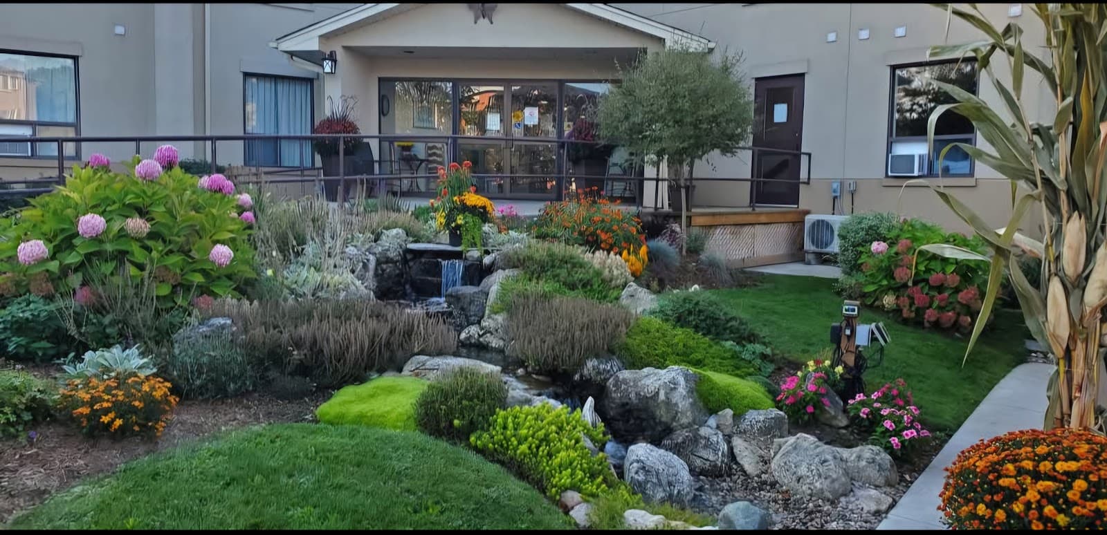 Conestoga Lodge Retirement Residence photo 1 of 4