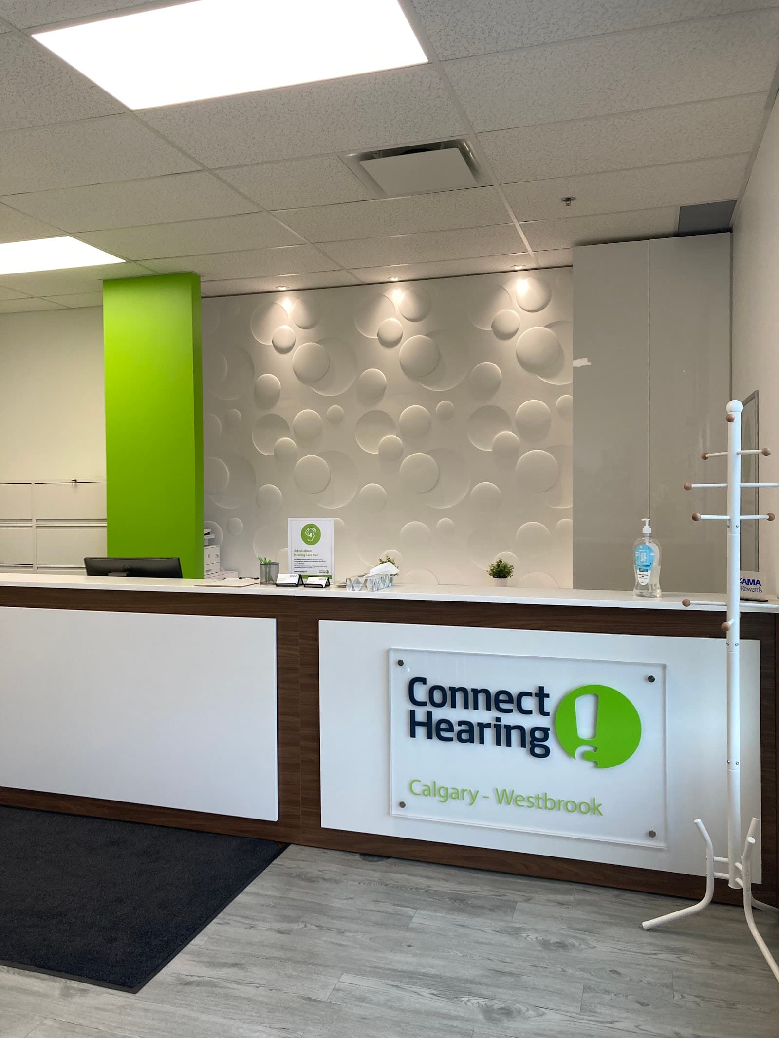 Connect Hearing Calgary - Westbrook photo 1
