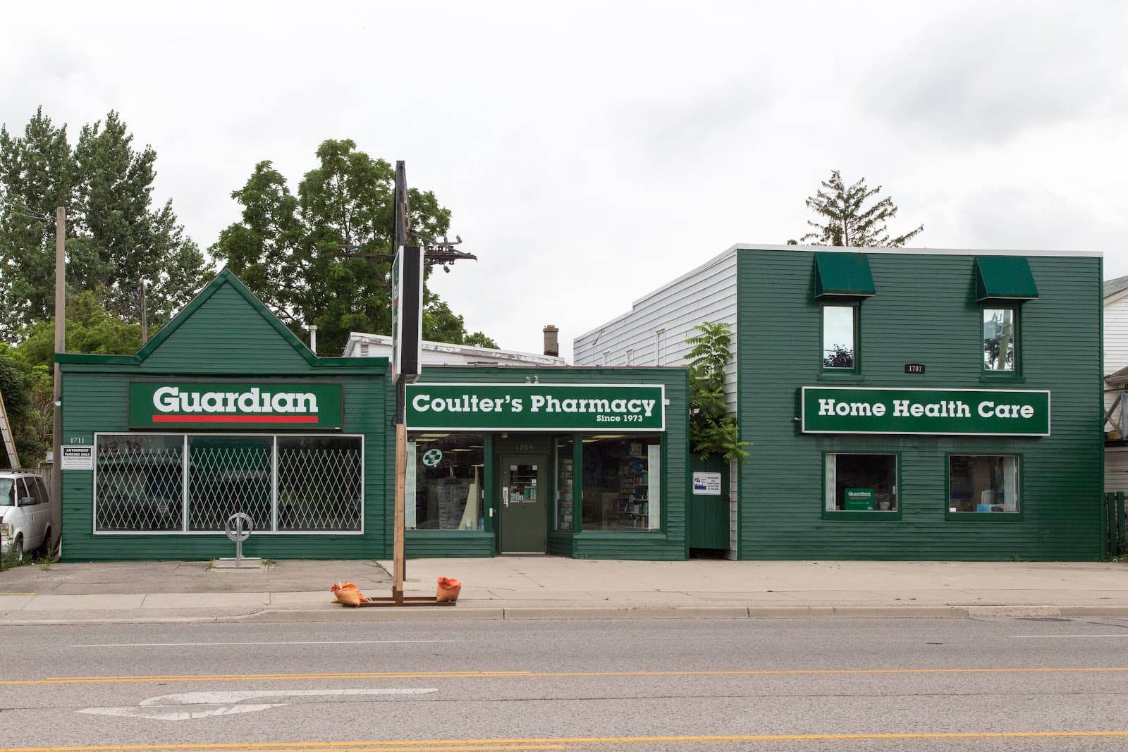 Coulter's Pharmacy and Home Health Care photo 4