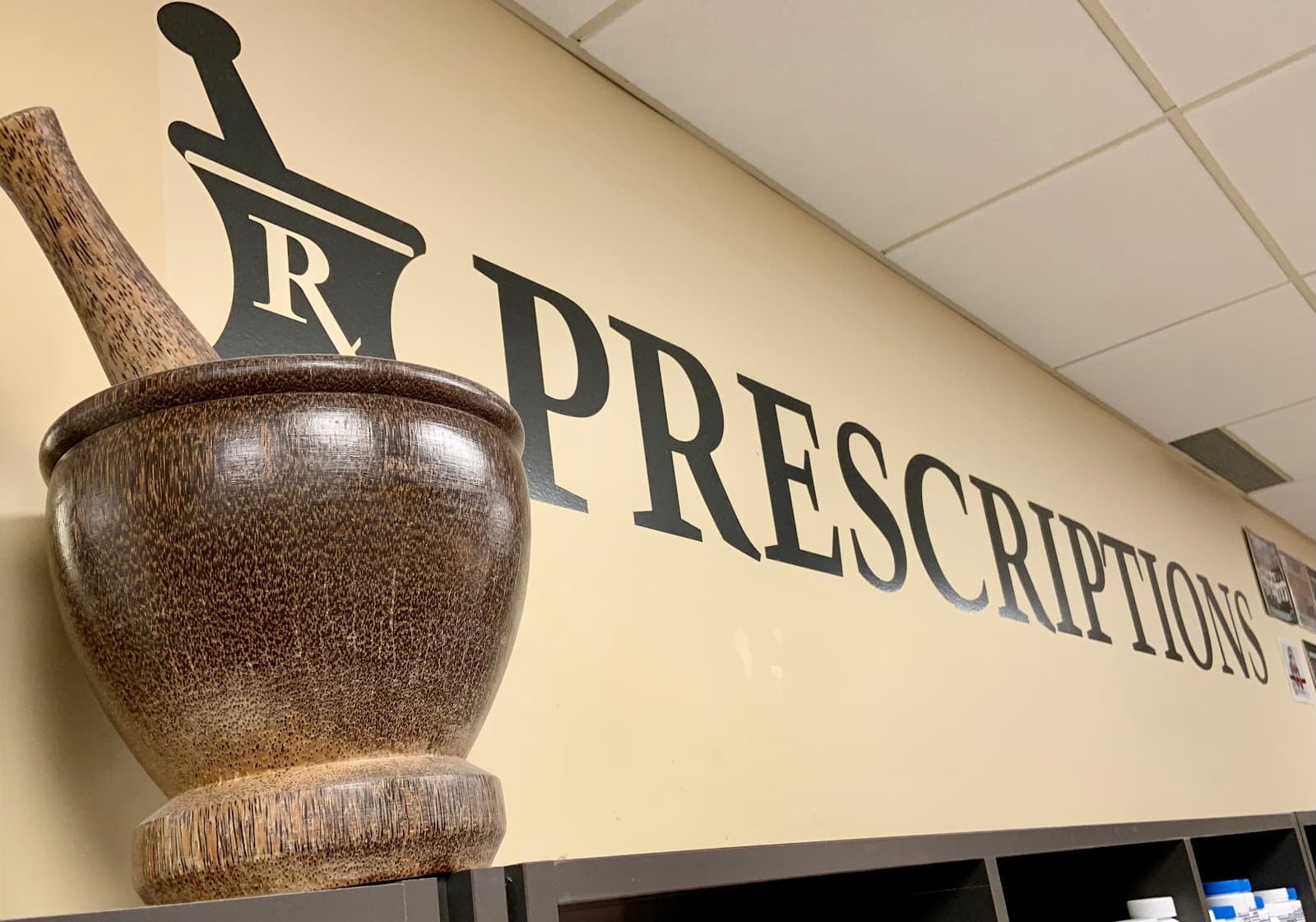 Crestwood Apothecary Pharmacy photo 2