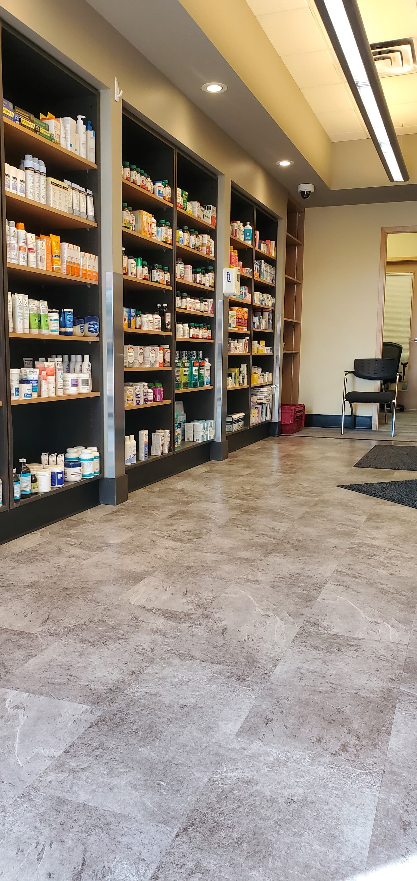 Crestwood Apothecary Pharmacy photo 4