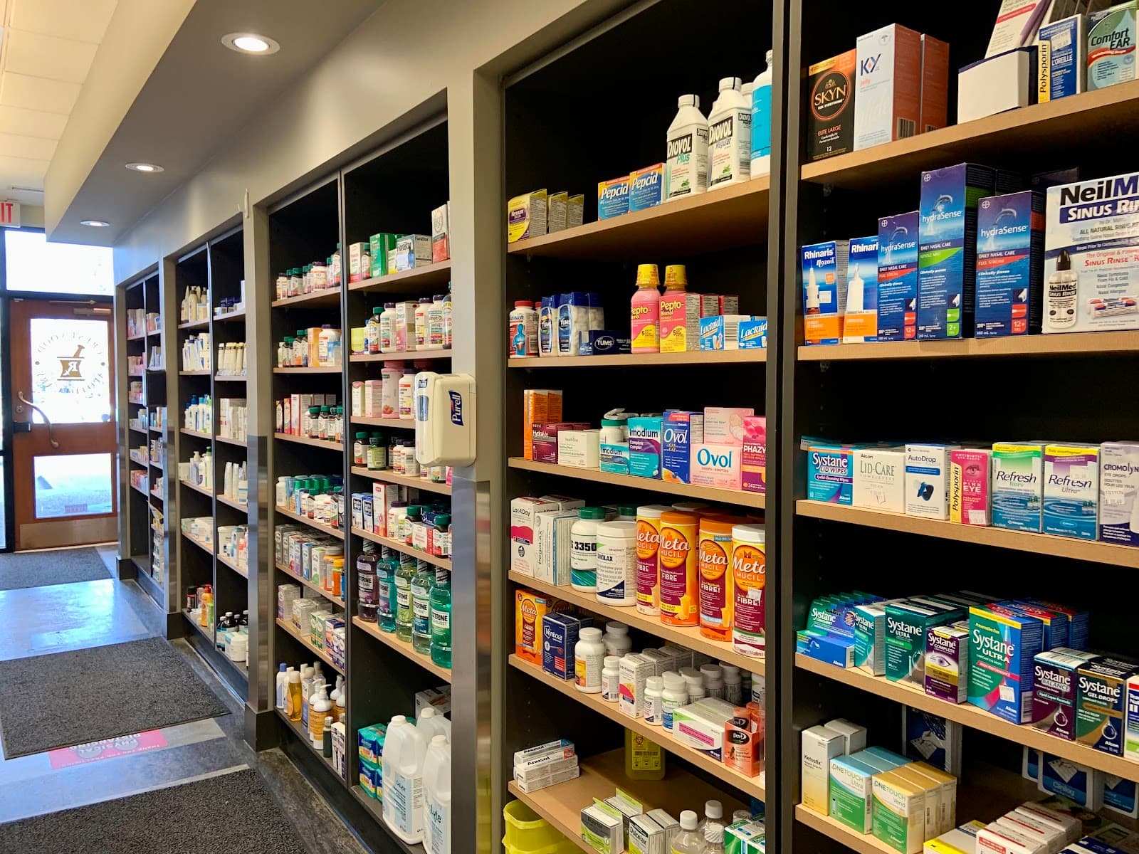 Crestwood Apothecary Pharmacy photo 5