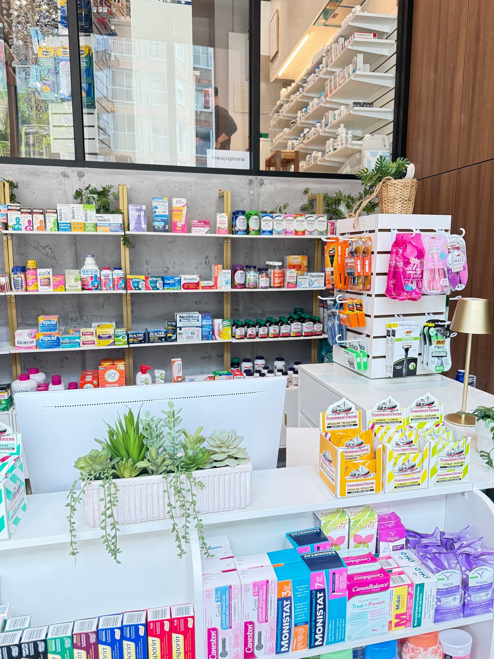 Cunard Pharmacy & Clinic photo 4