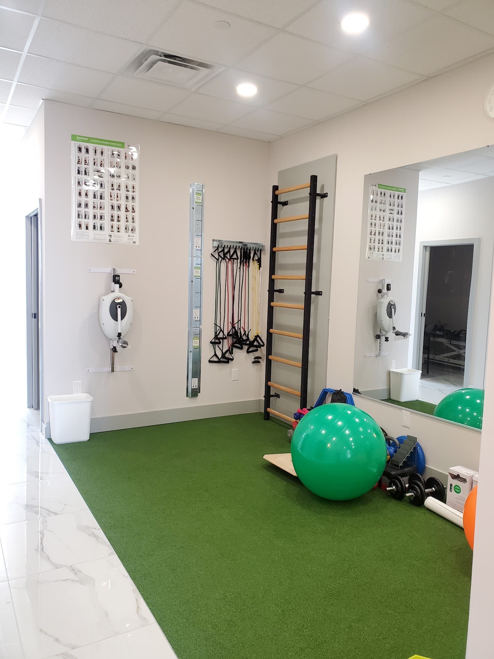 Curezone Physiotherapy | Erin Mills, Mississauga photo 2