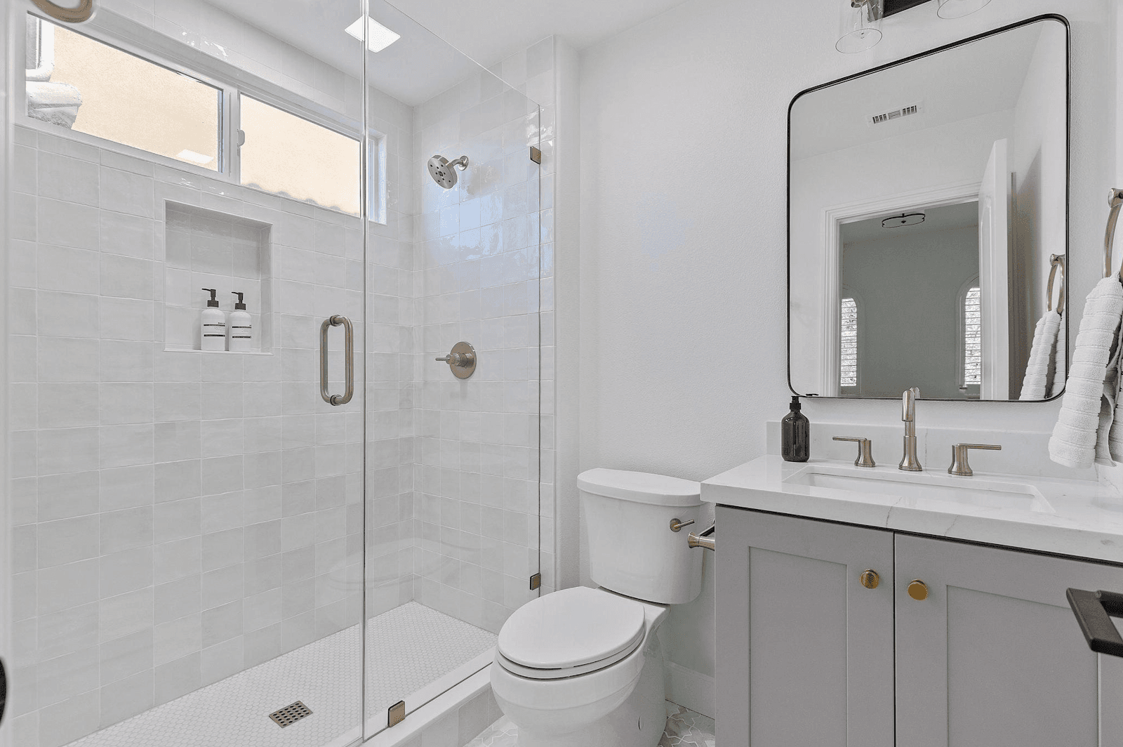 Custom Kitchen & Bathroom Renovations
