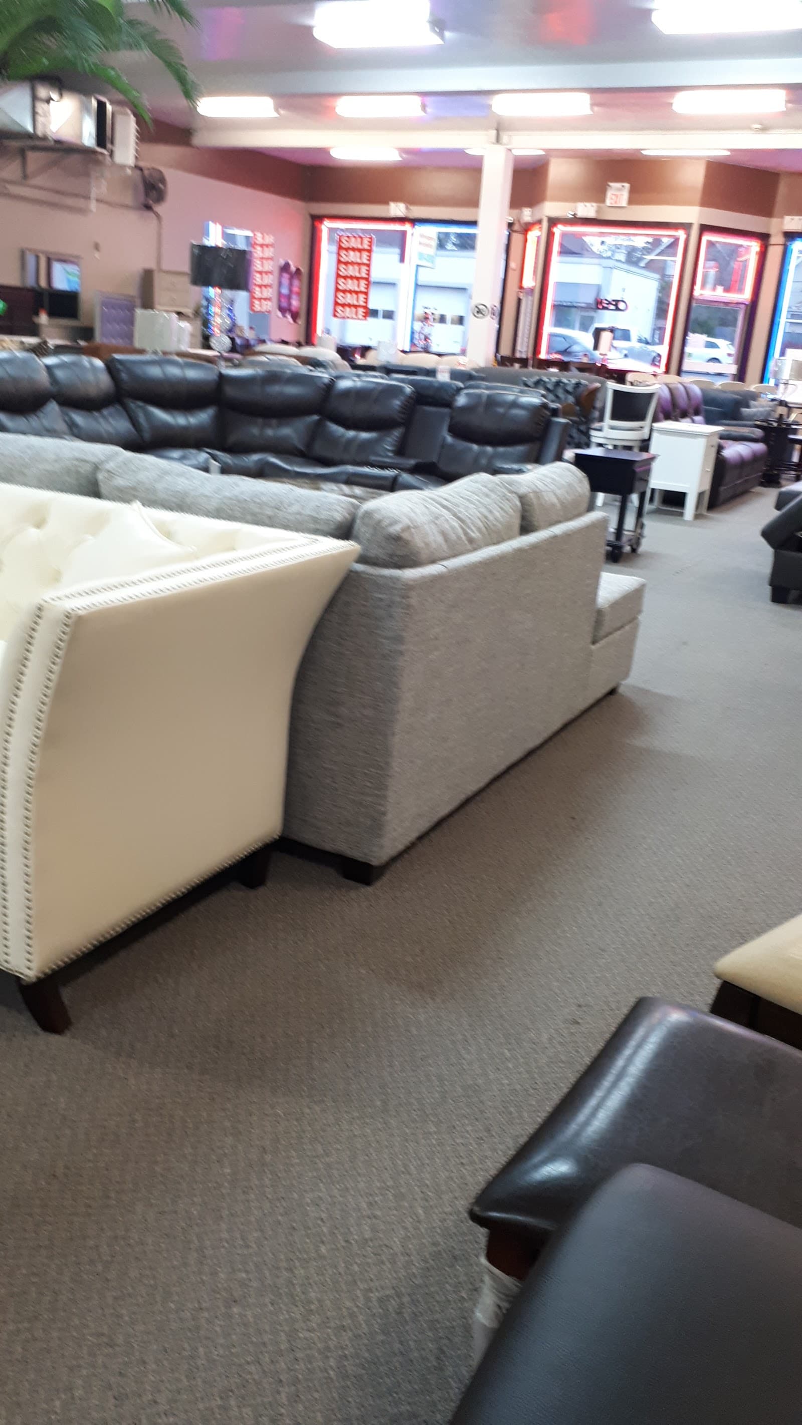 Decor Furniture & Mattress Gallery photo 5