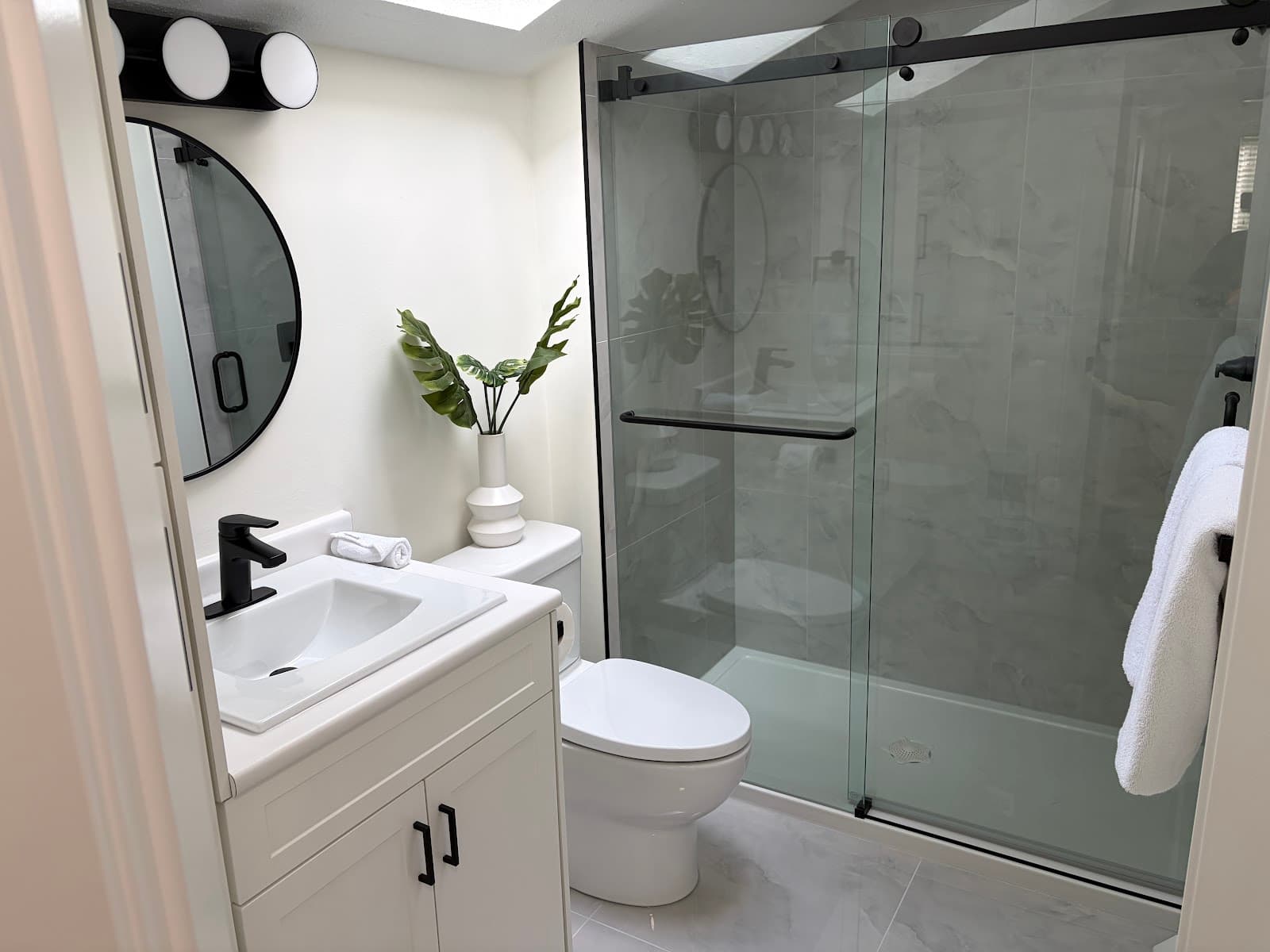 DJ SINGH RENOVATIONS LTD. - HOME KITCHEN BATHROOM photo 1