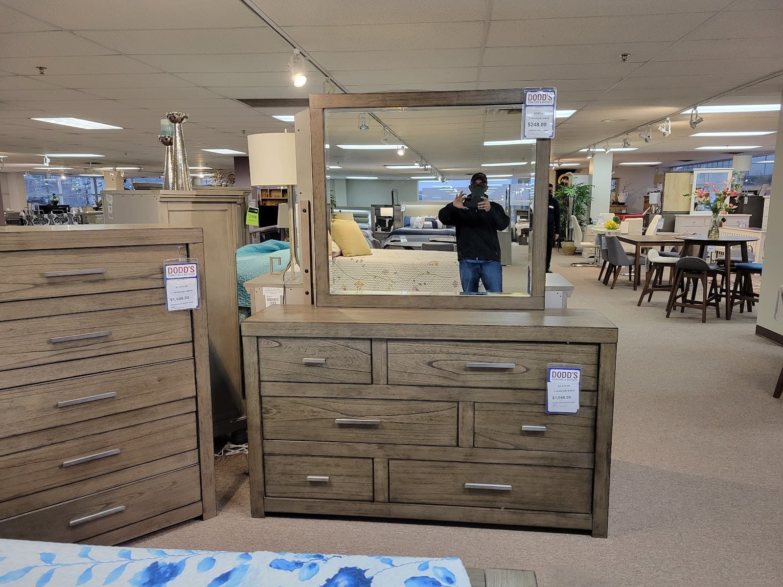 Dodd's Furniture & Mattress photo 2