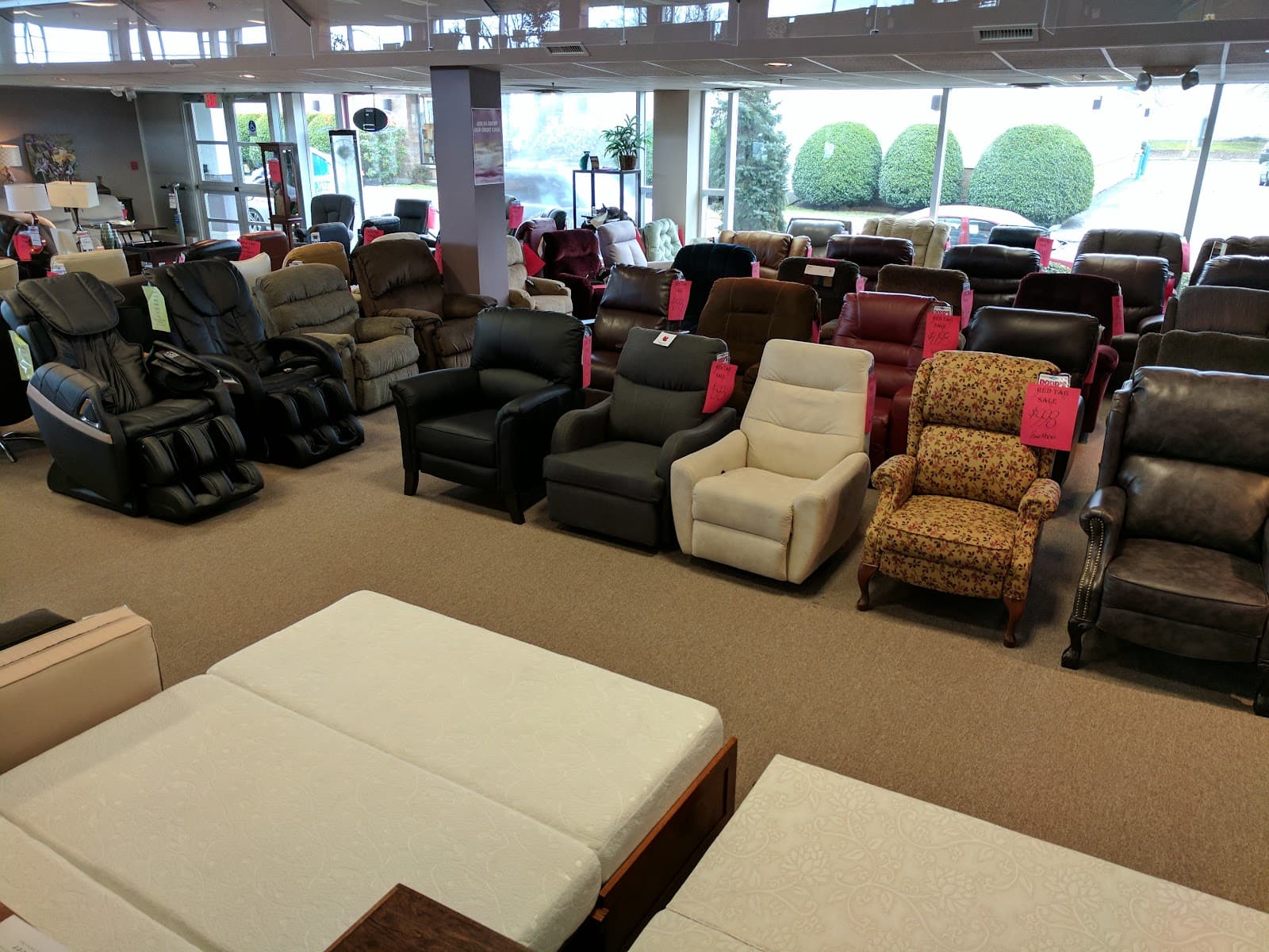Dodd's Furniture & Mattress photo 4