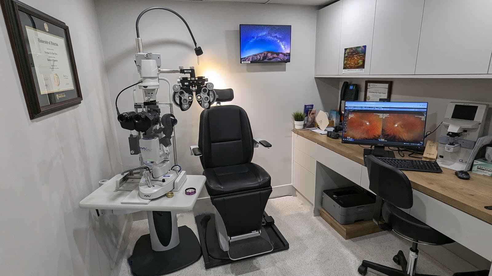Downtown Vision Optometrists photo 2