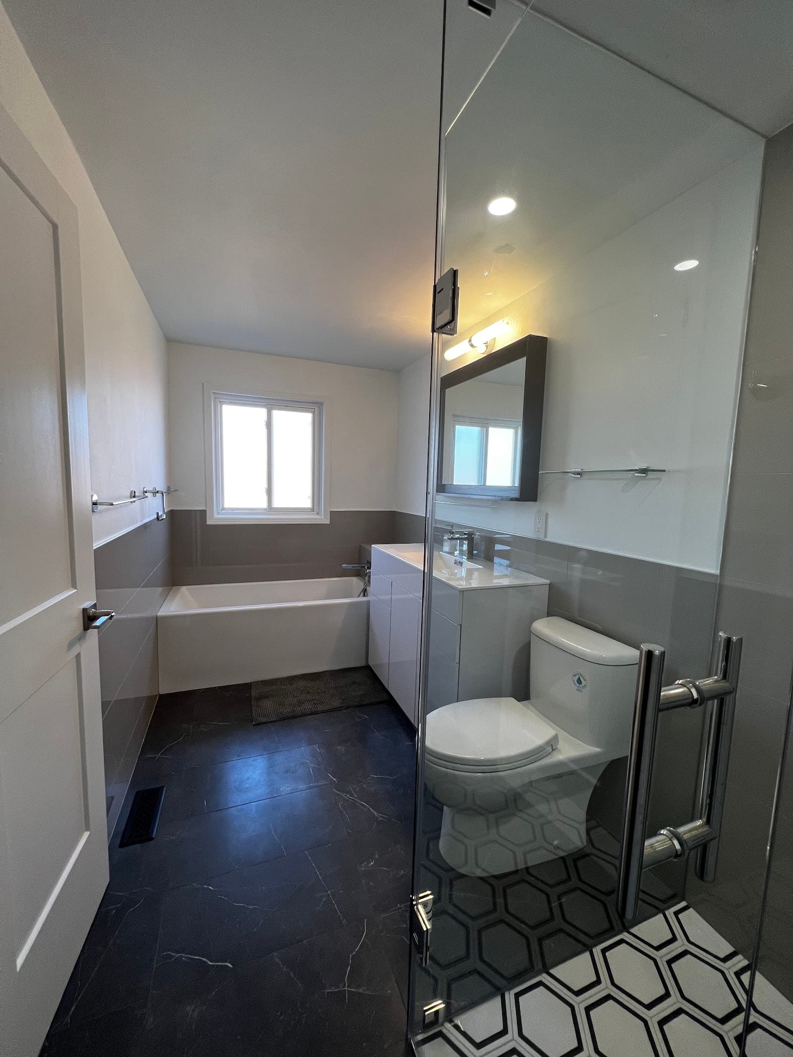 Easy Renovations | Kitchen and Bathroom Renovations photo 4