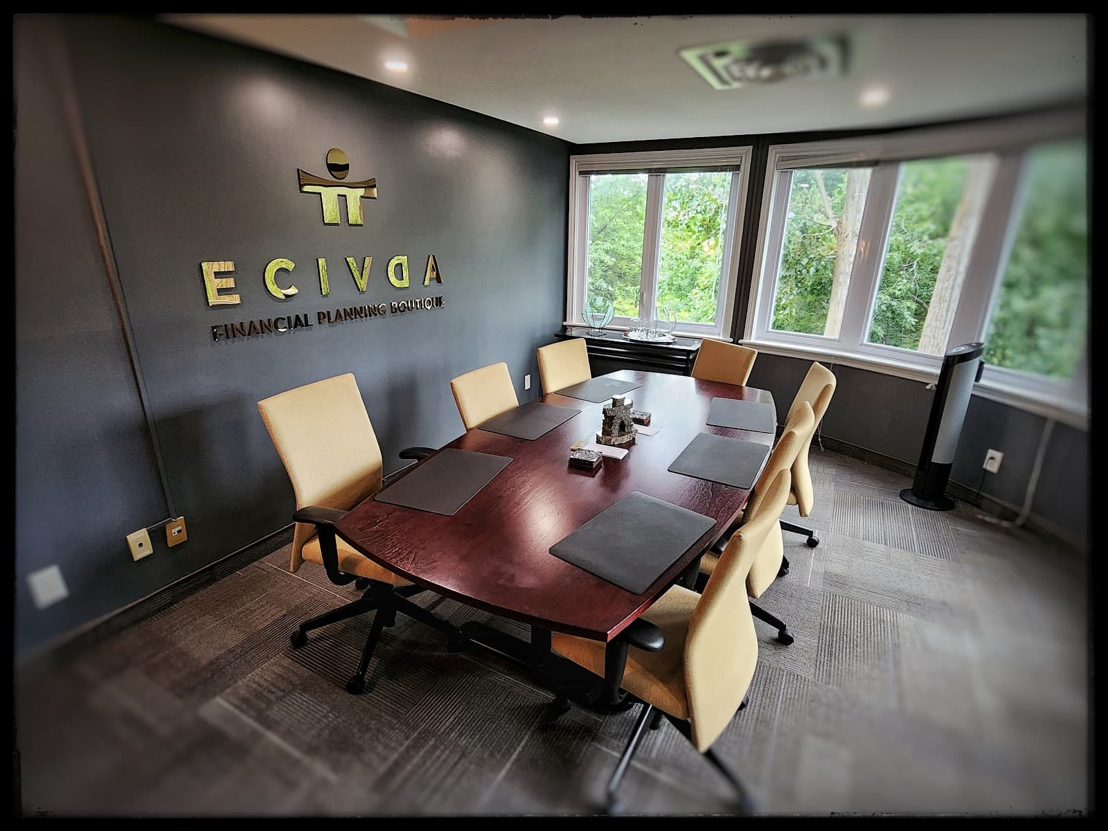 Ecivda Financial Planning Boutique photo 1 of 4