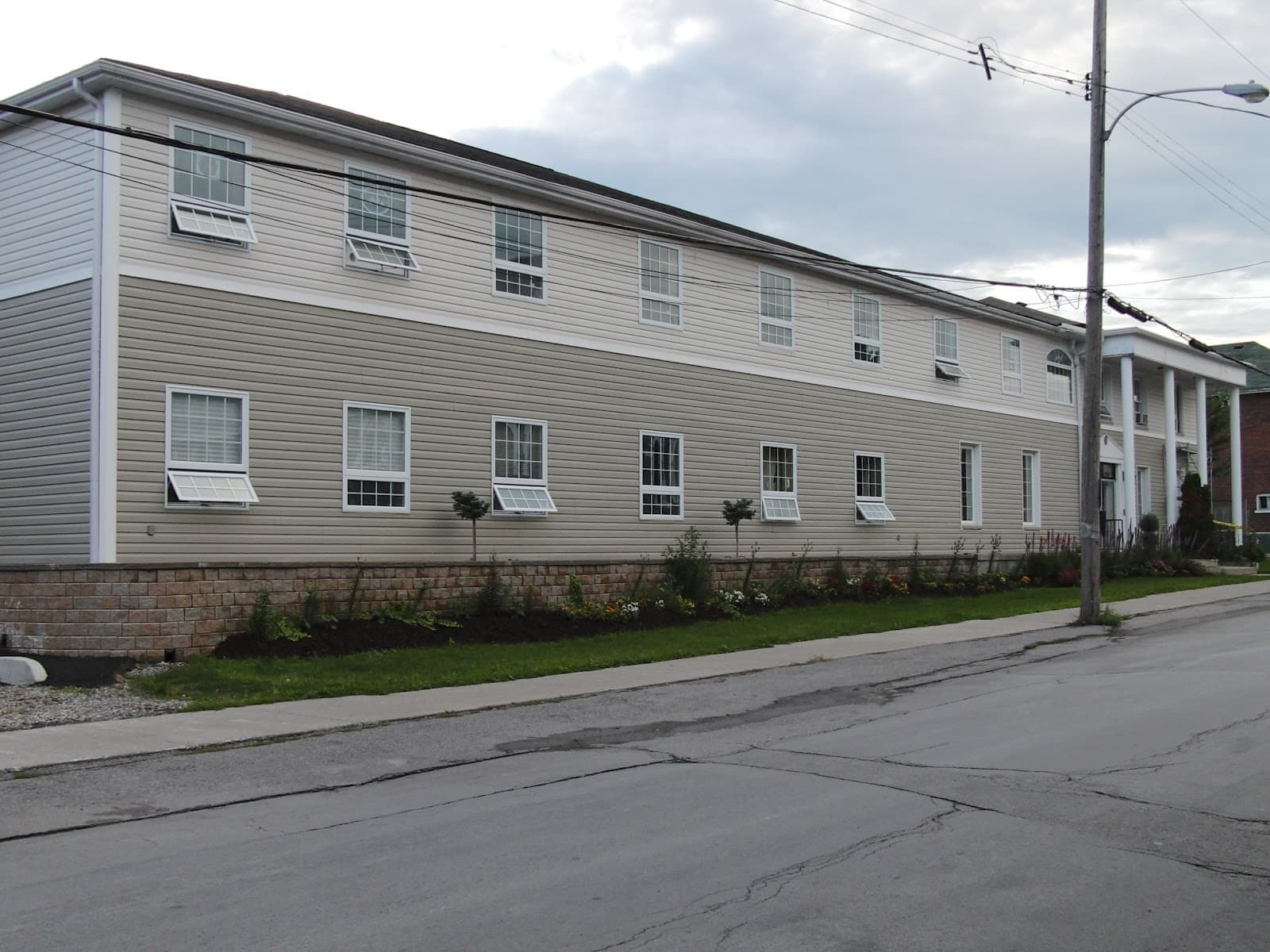Eden Place Retirement Home photo 2