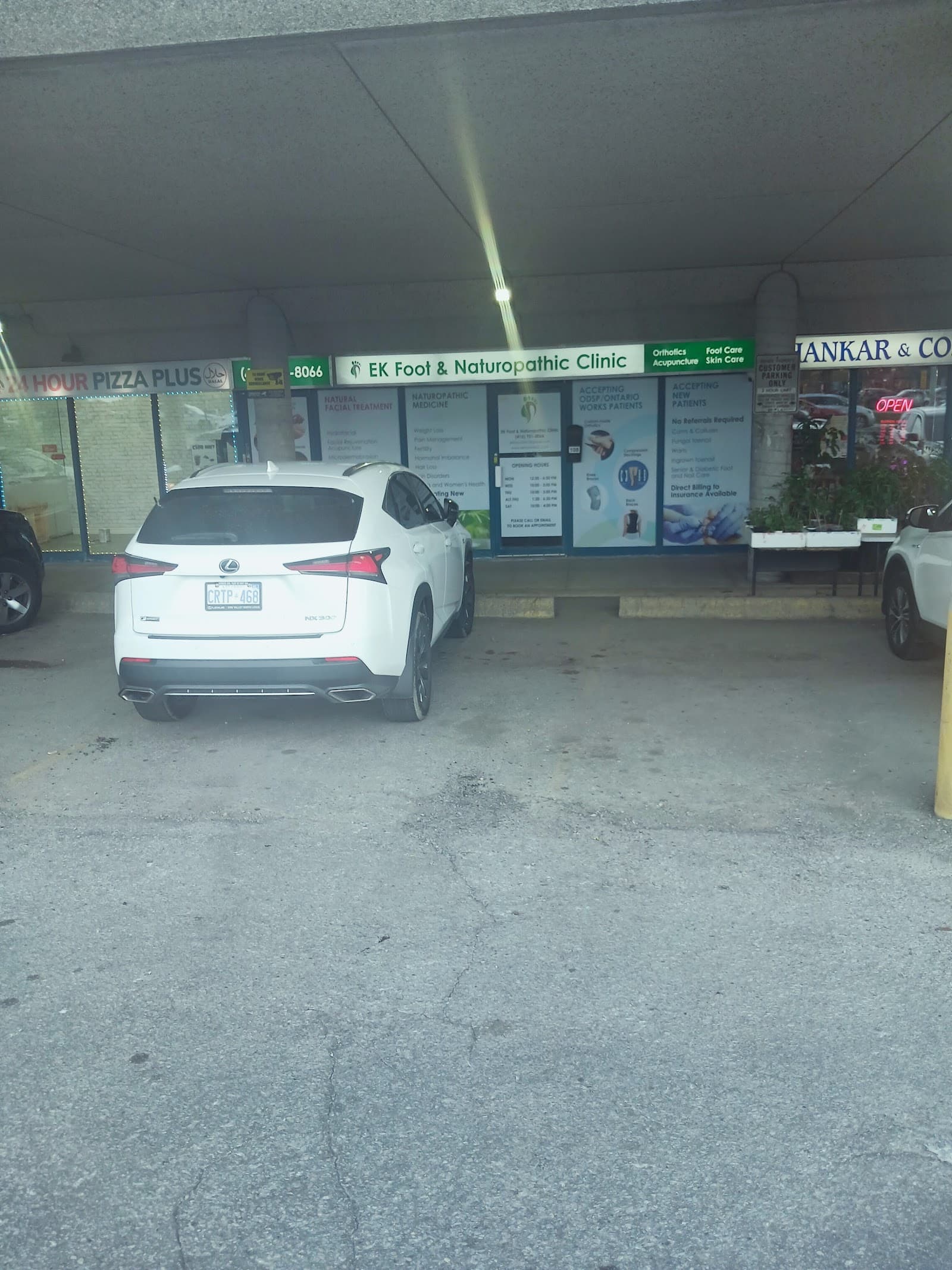 EK Foot and Naturopathic Clinic, podiatry & foot care in Toronto, photo 3