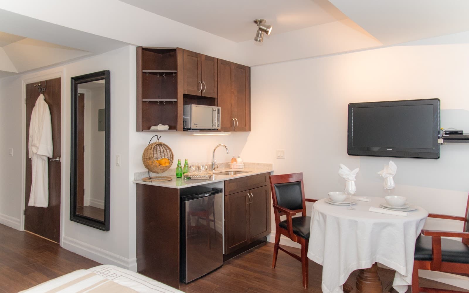 Embassy West Senior Living photo 2