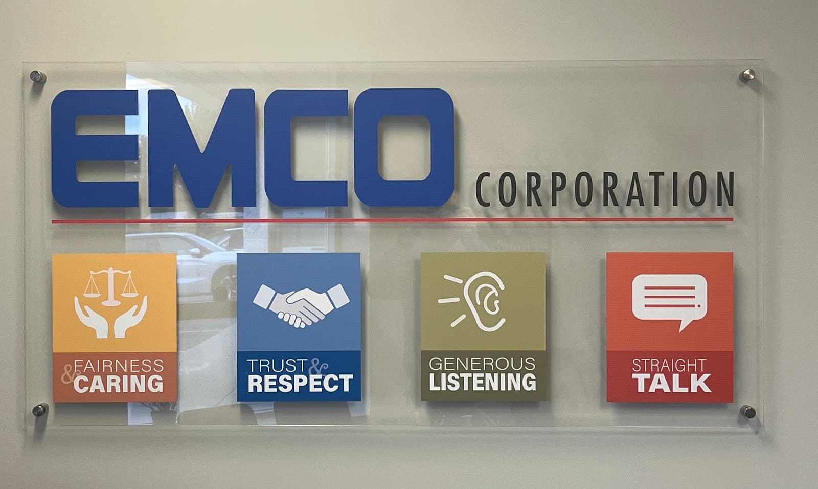 Emco Hamilton Mountain photo 4