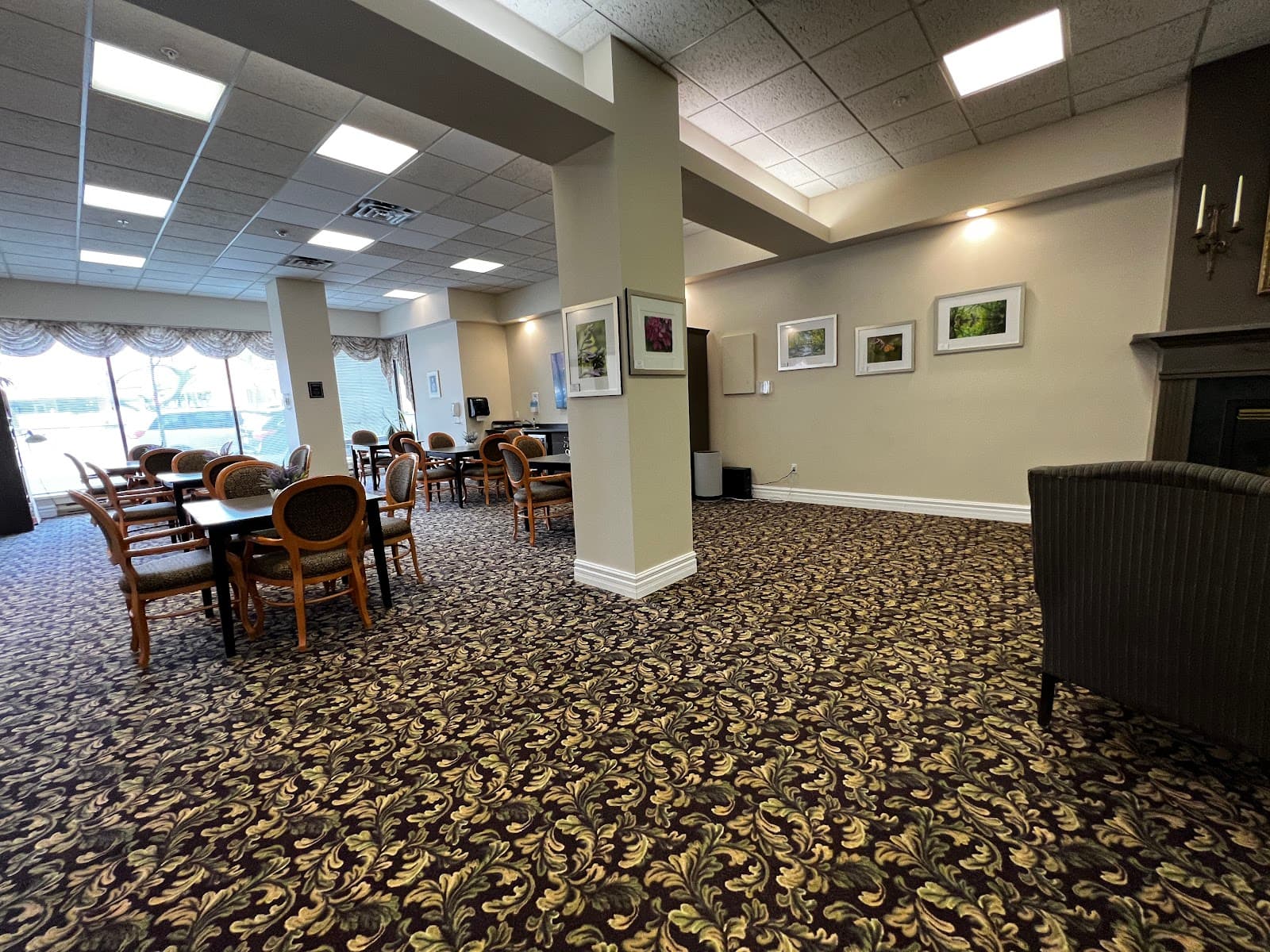 Empress Gardens Retirement Residence photo 2