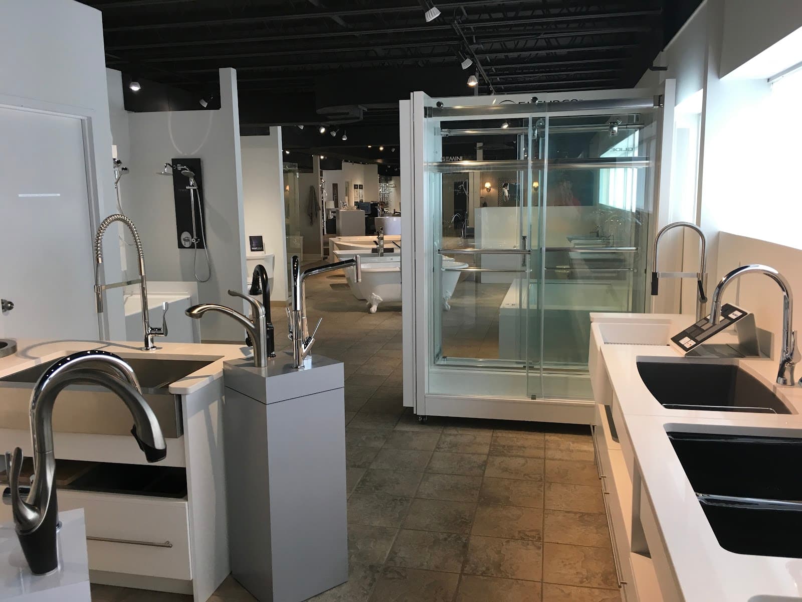 Ensuite Showroom London photo 6