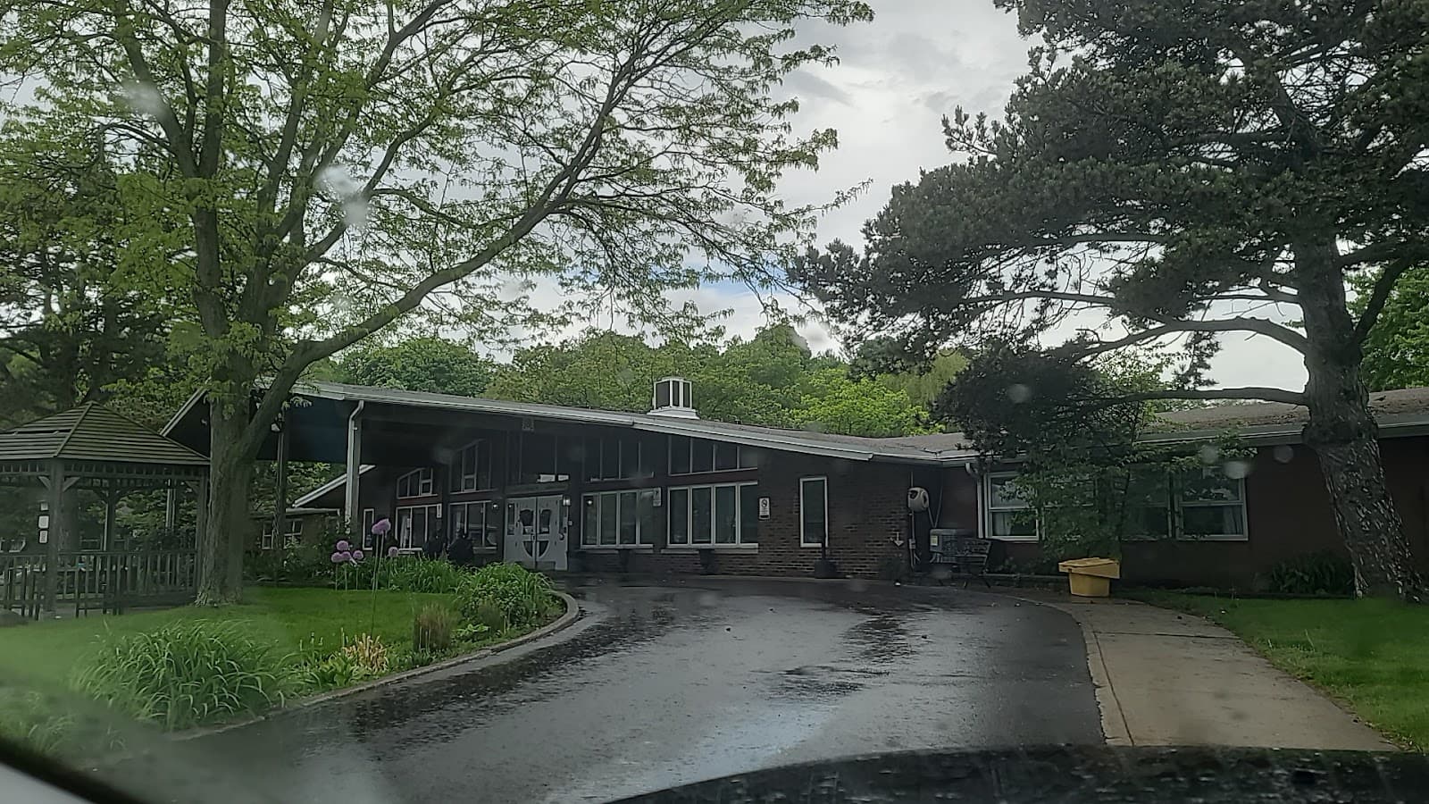 Extendicare Guildwood photo 1
