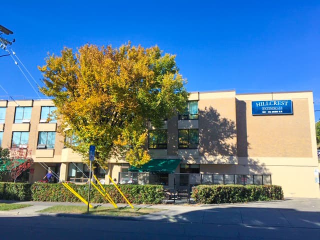 Extendicare Hillcrest photo 1 of 4