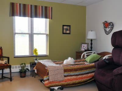 Extendicare Oakview Place photo 3
