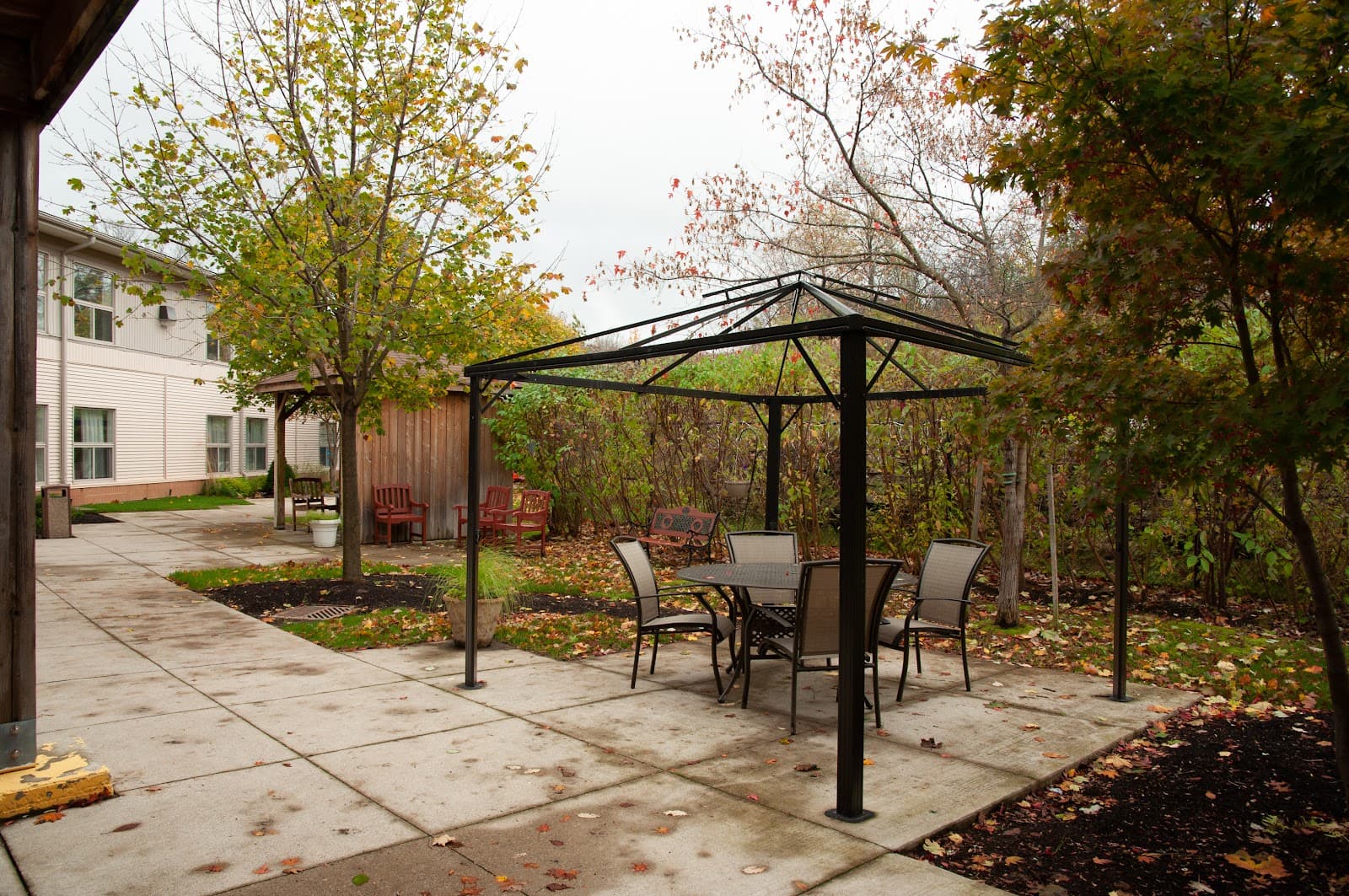 Extendicare Ridgeview Long-Term Care Home photo 2