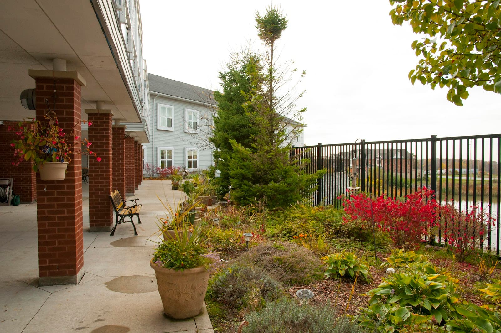 Extendicare Sherwood Court photo 1