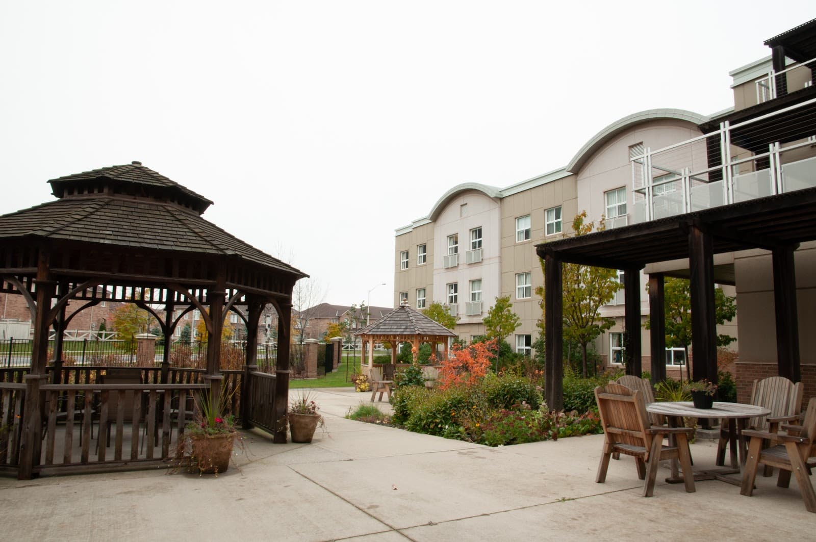 Extendicare West Oak Village photo 1