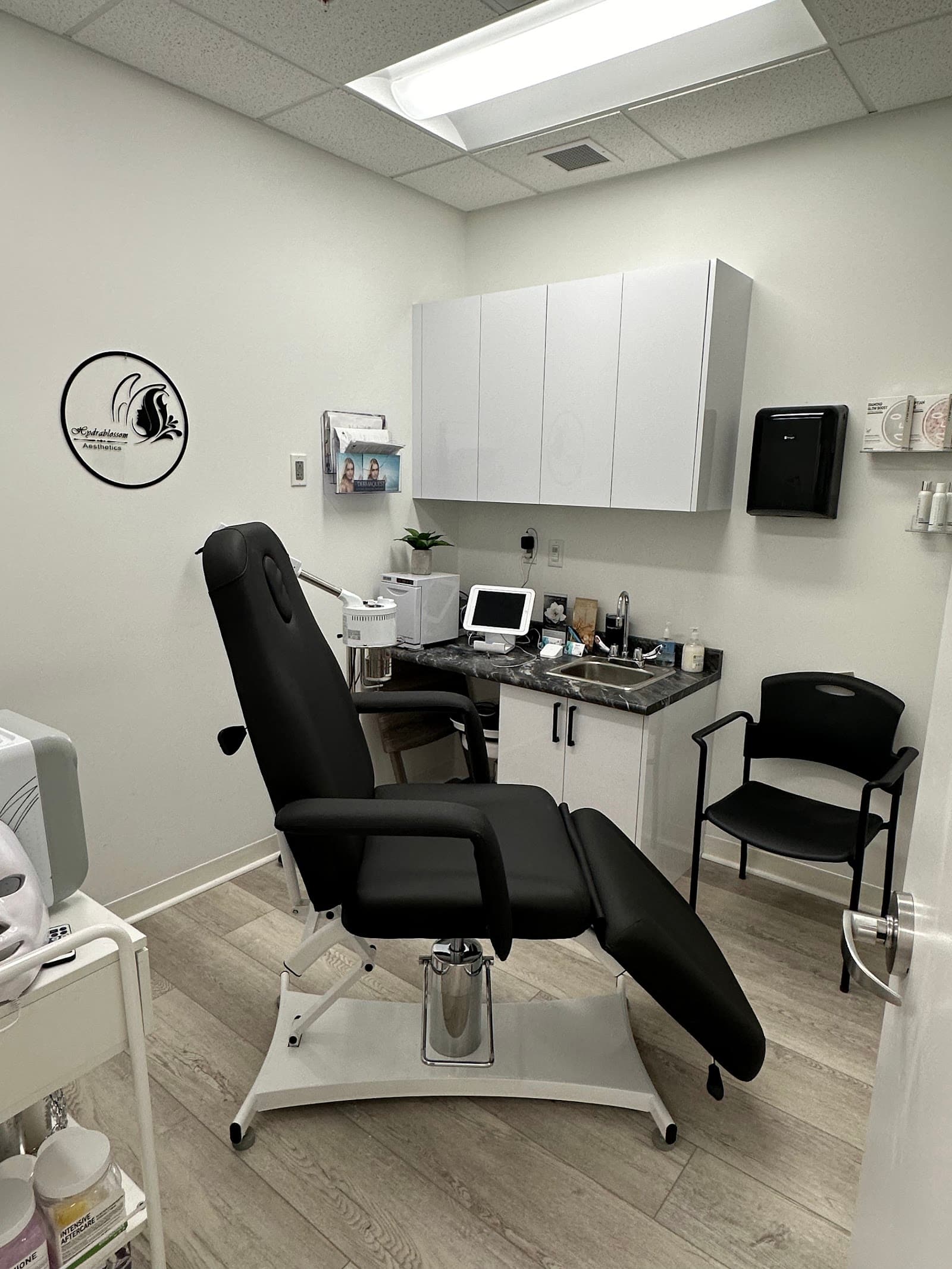 Family Care Foot Clinic & Wellness Centre, podiatry & foot care in Whitby, photo 2