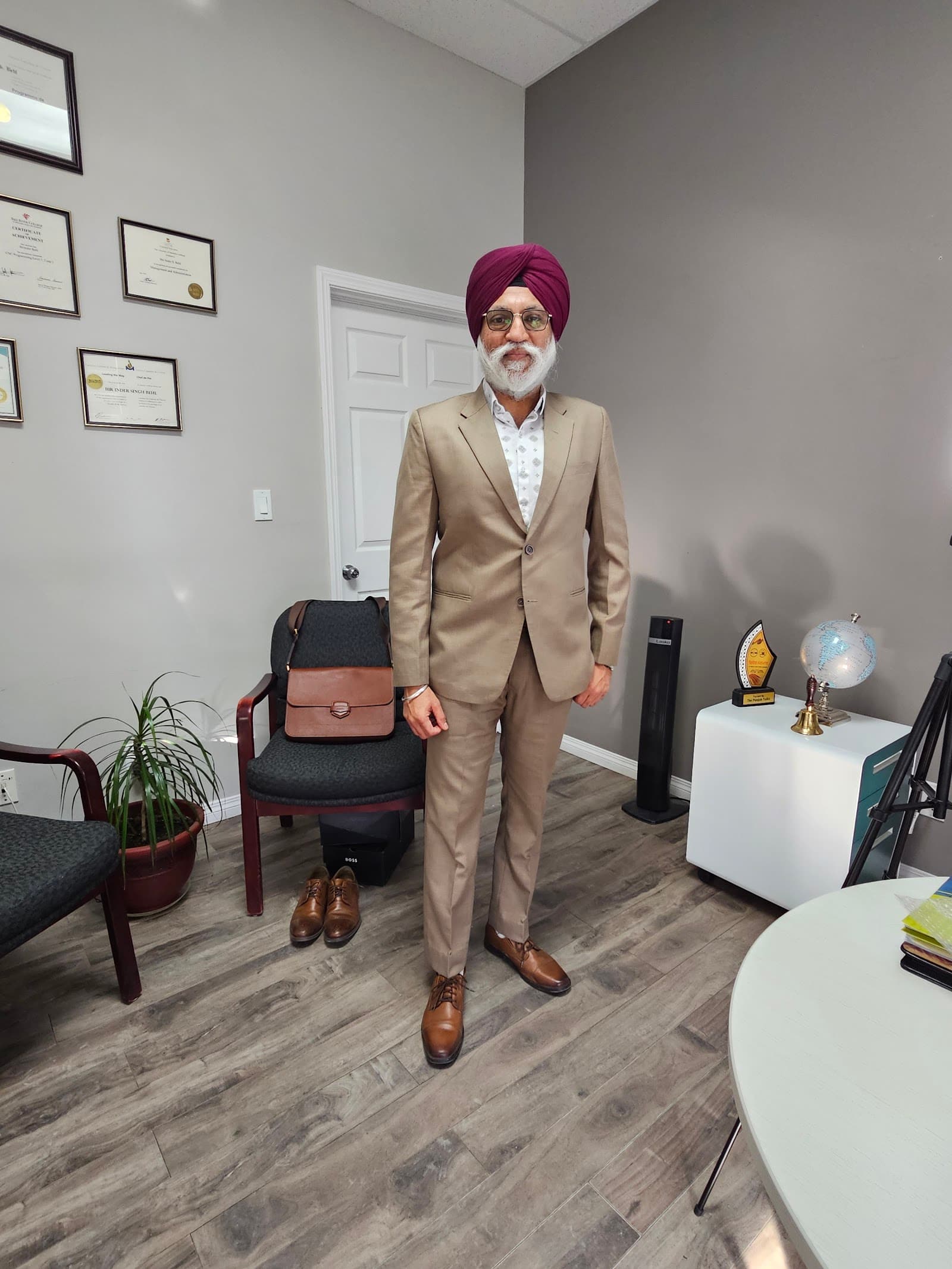 FOCUSED INSURANCE (Behl-Winnipeg) photo 4