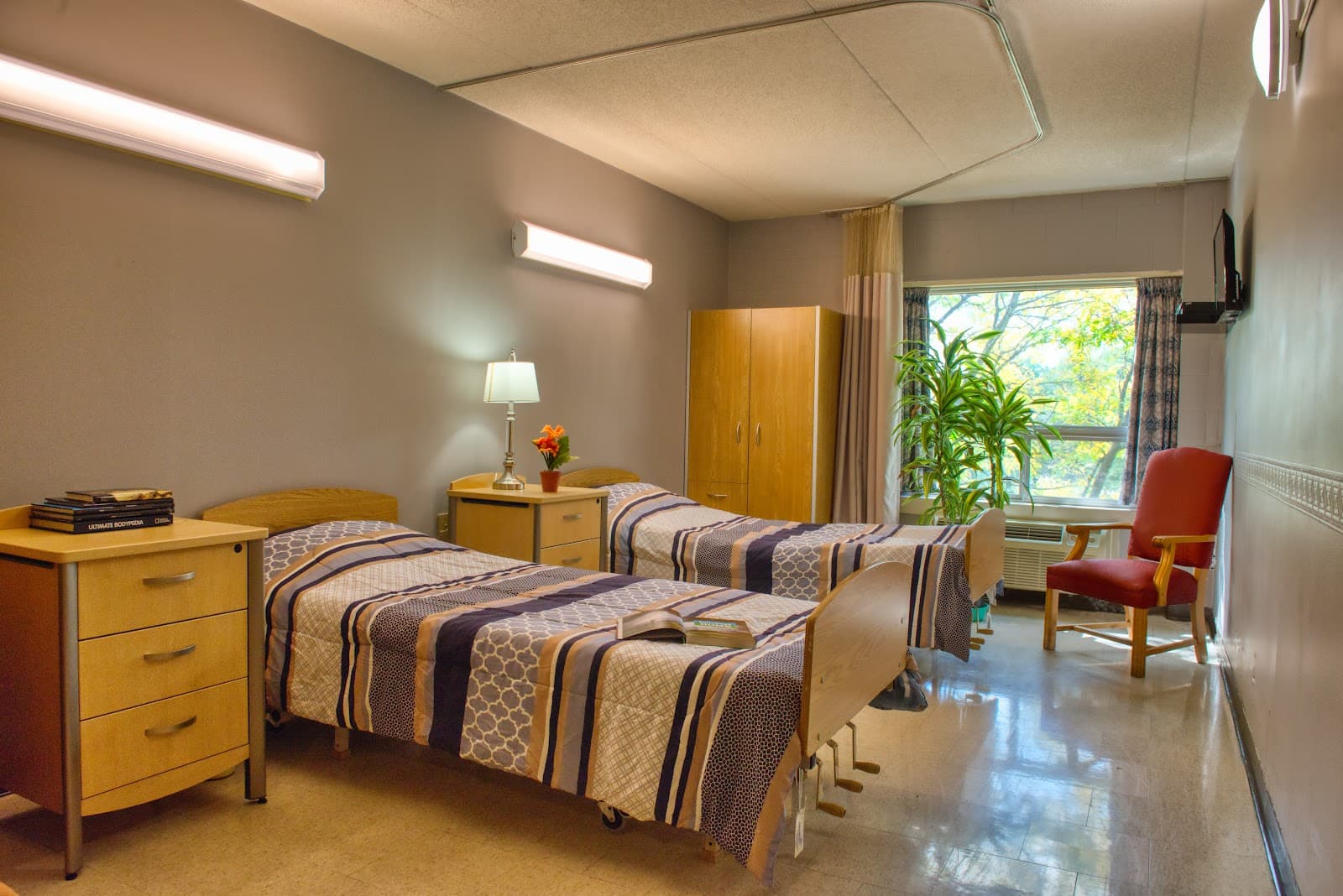 Forest Heights Long-Term Care Home photo 1