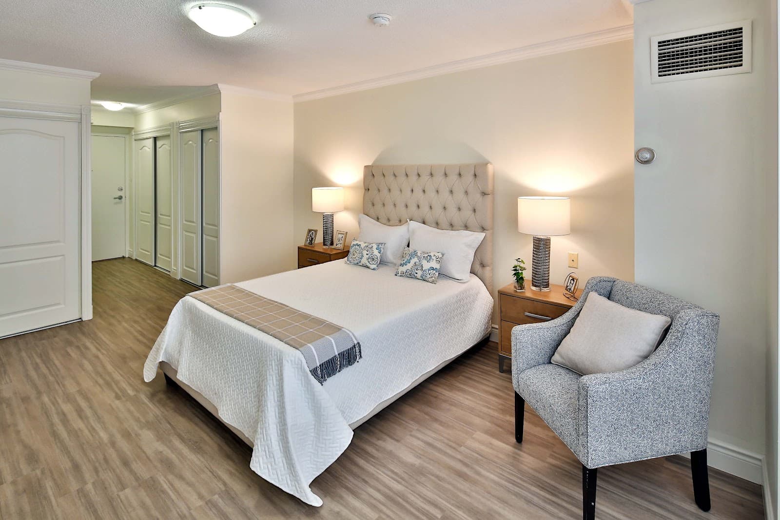 Forest Hill Place photo 1