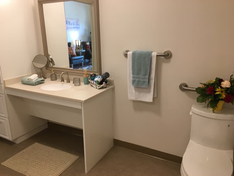 Fox Hollow by All Seniors Care Living Centres photo 3