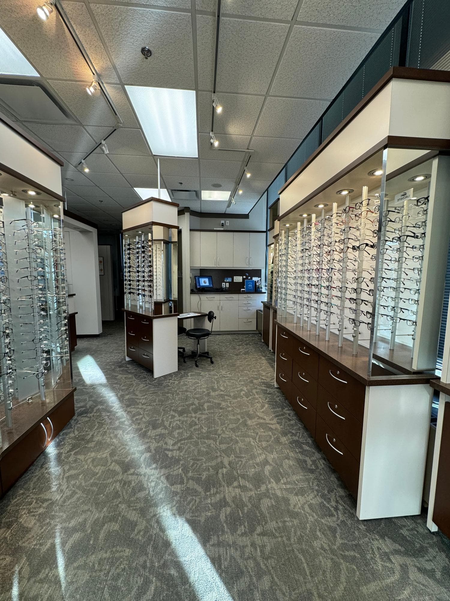 FYidoctors - Mississauga - Robert Speck Parkway photo 1