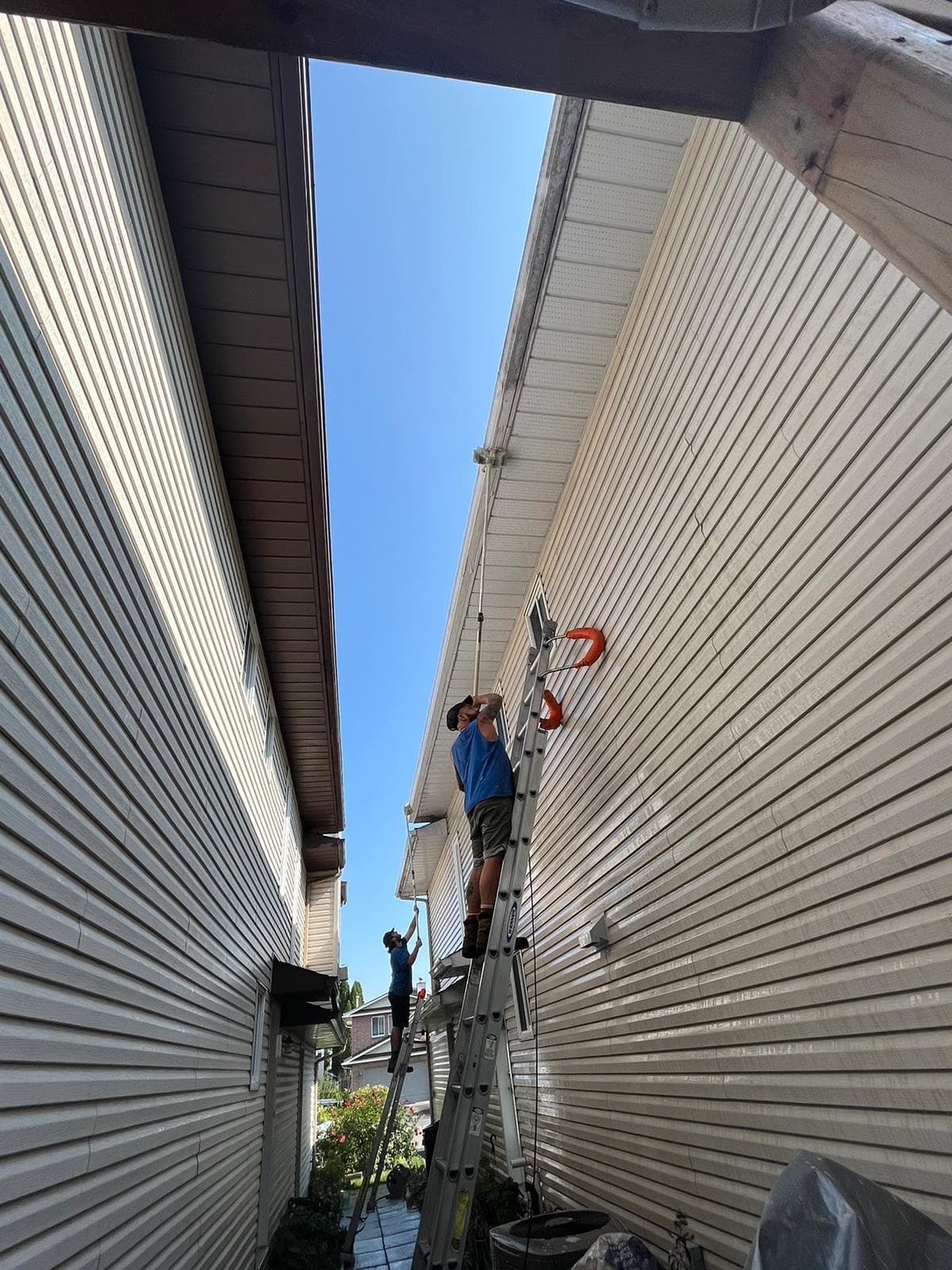 GlassMate Window Cleaning, eavestrough cleaning in Ottawa, photo 4