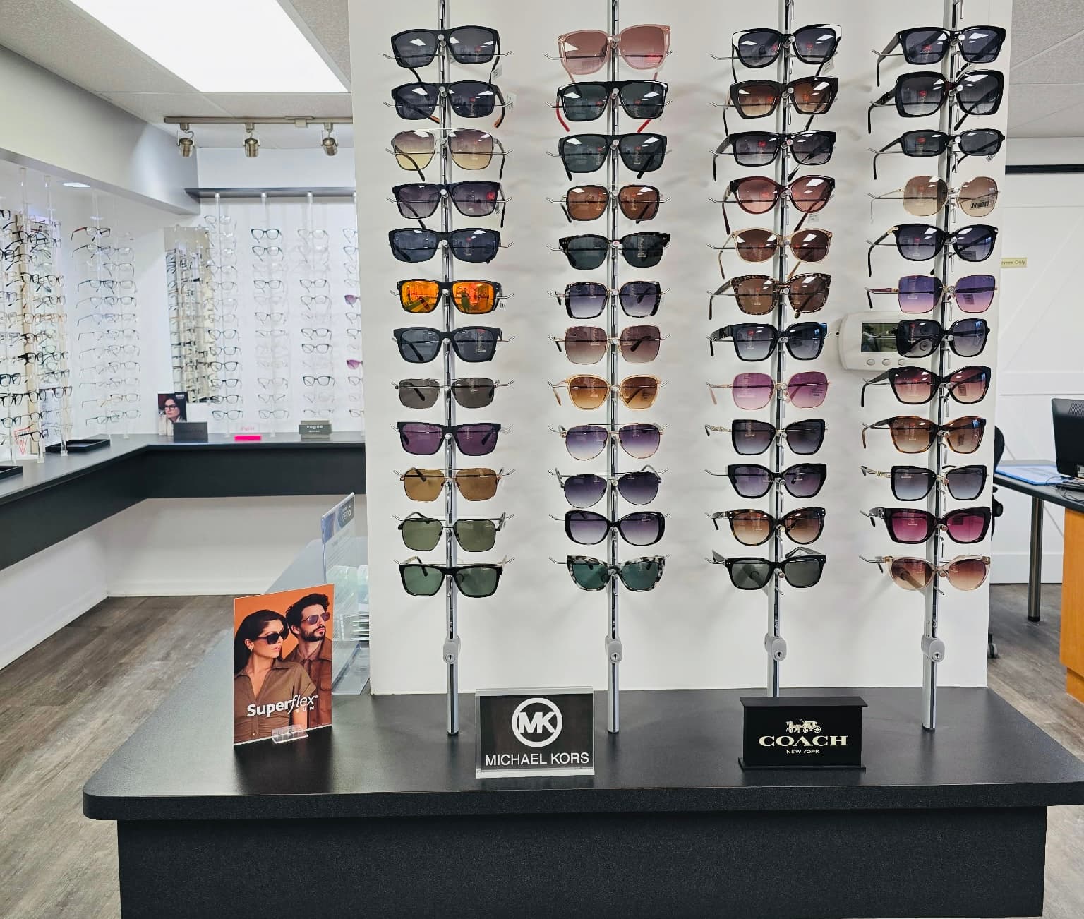 Gregory's Optical Centre Wharncliffe photo 1