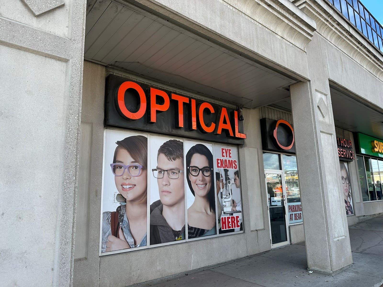 Hakim Optical Mississauga - Hurontario St. photo 4
