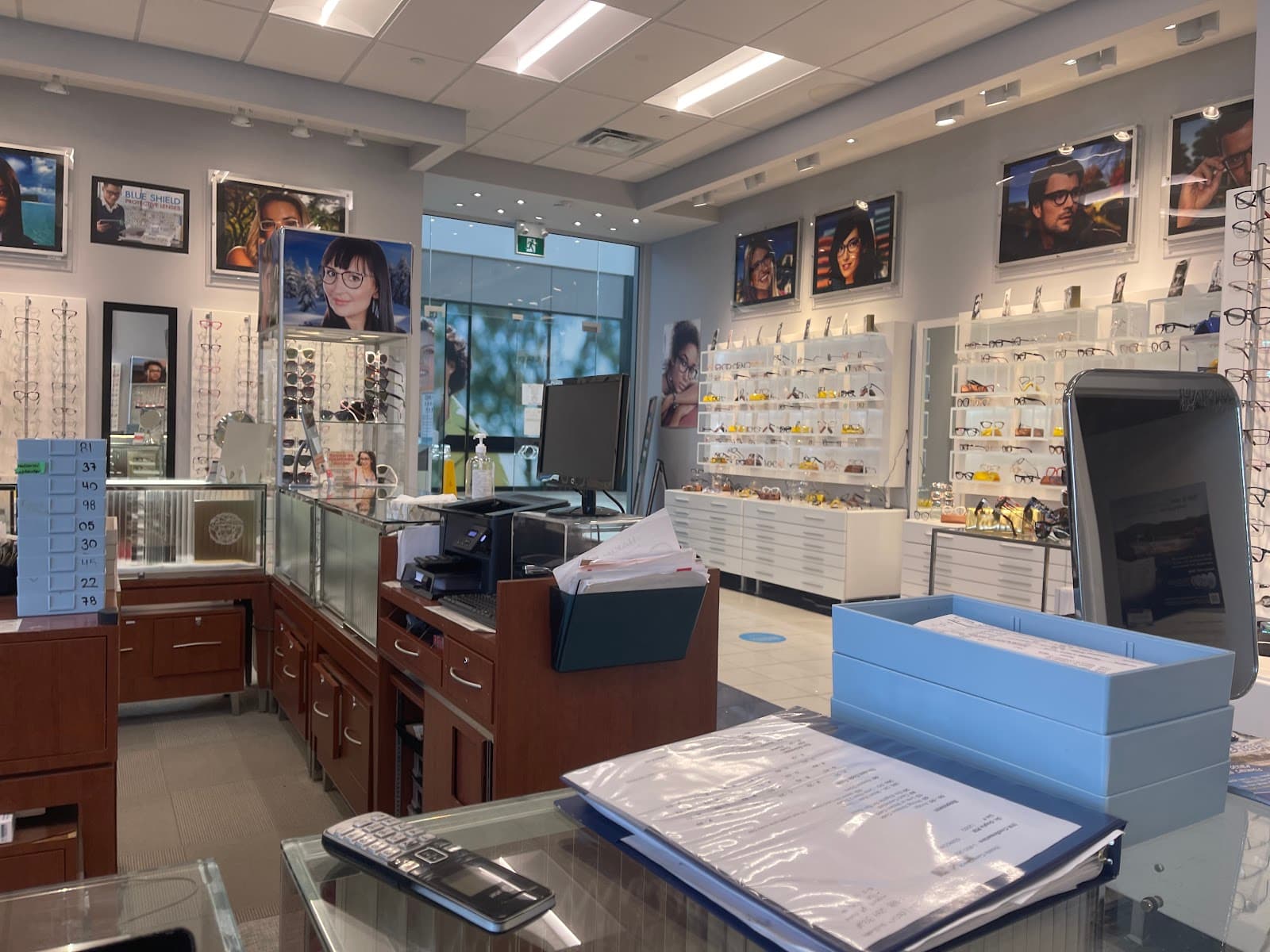 Hakim Optical Stoney Creek - Eastgate Square photo 4