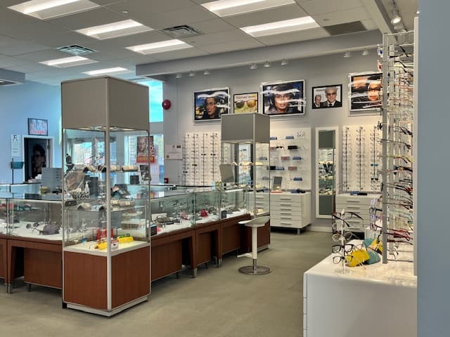 Hakim Optical Stoney Creek - Eastgate Square photo 5