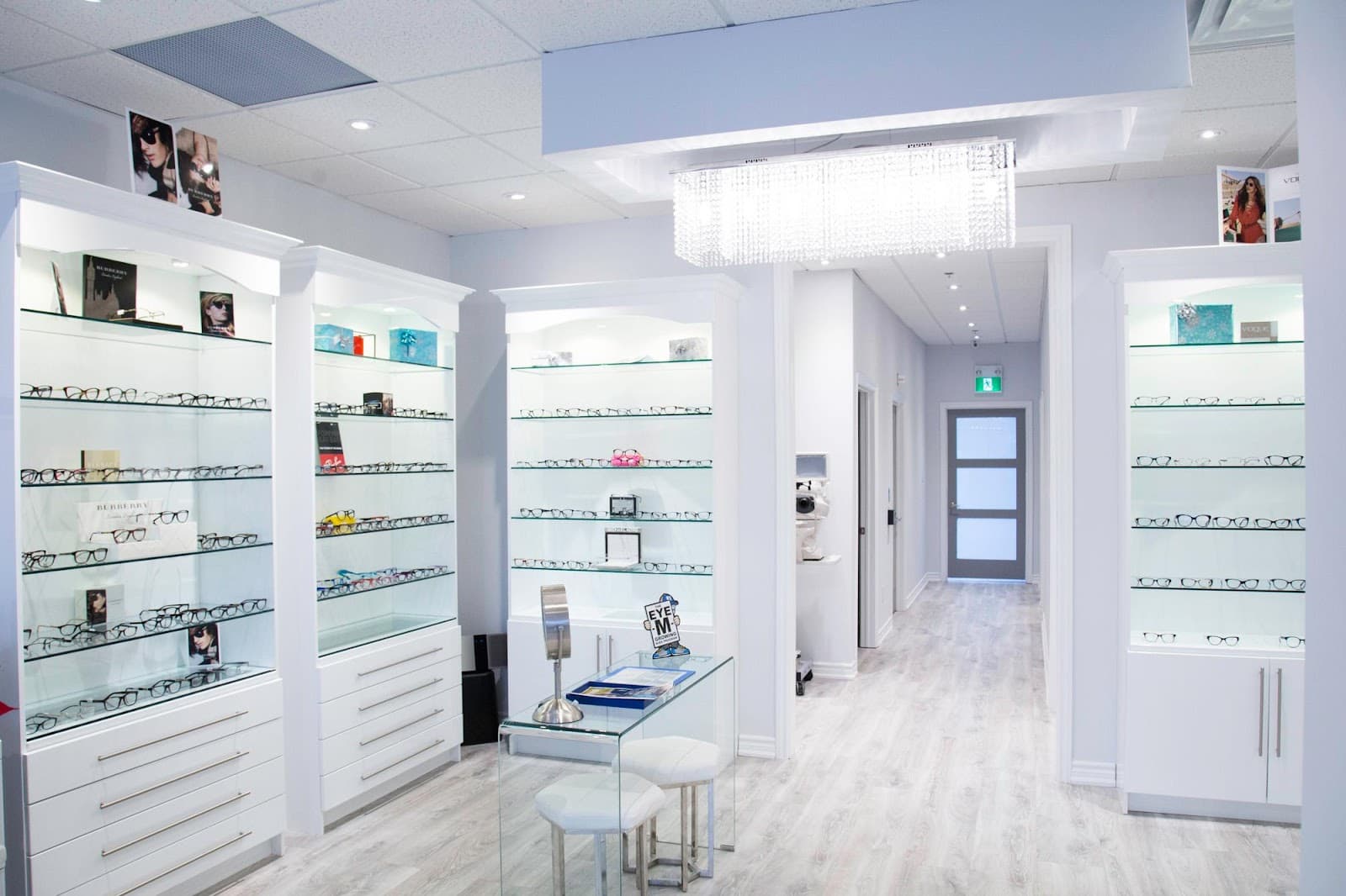 Halton Eye Care - Dr. Aneesha Jain & Dr. David S. Sooklal