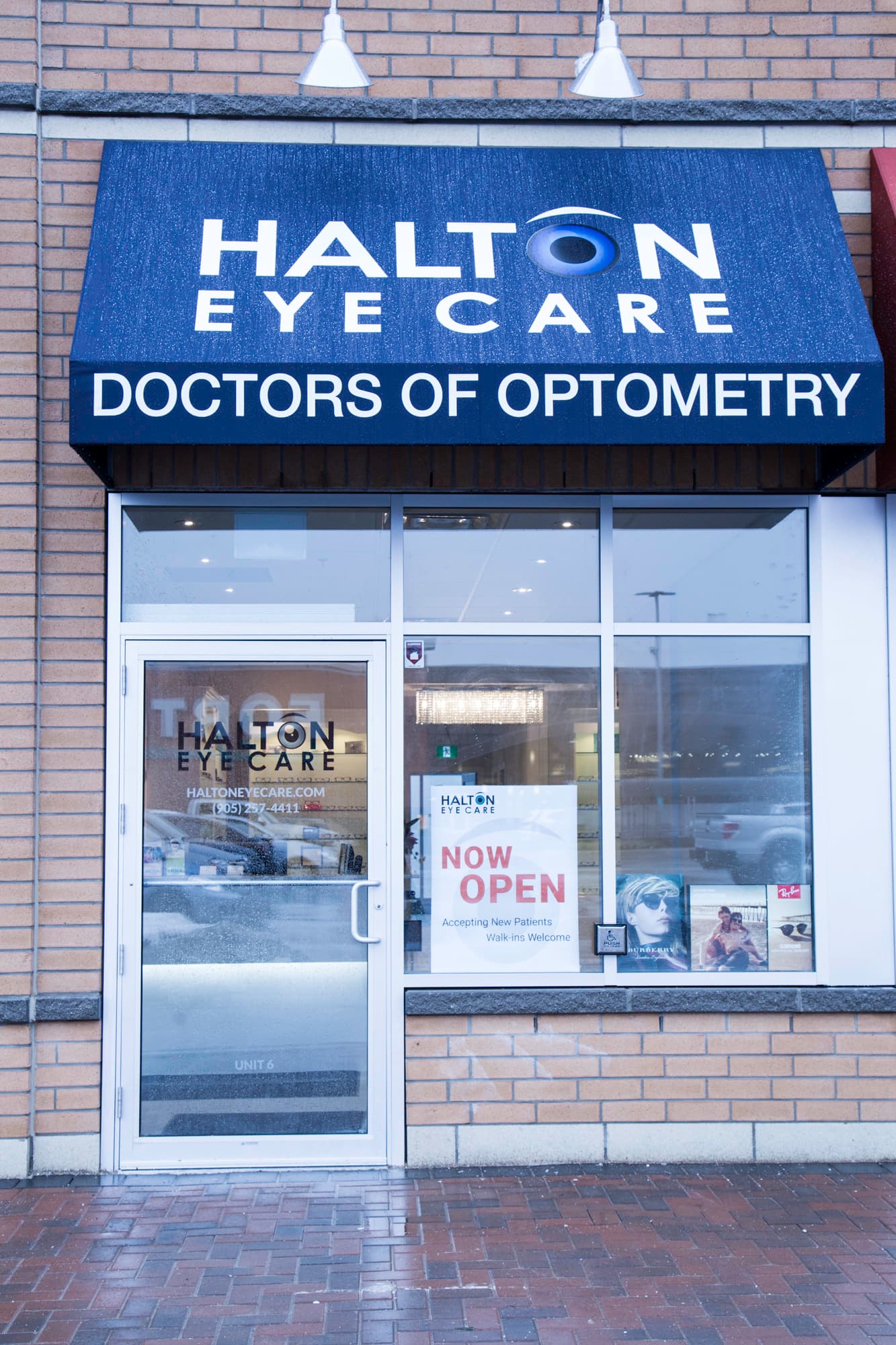Halton Eye Care - Dr. Aneesha Jain & Dr. David S. Sooklal photo 3