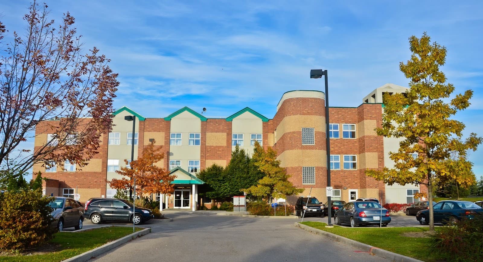 Hawthorn Woods Care Community photo 1 of 4