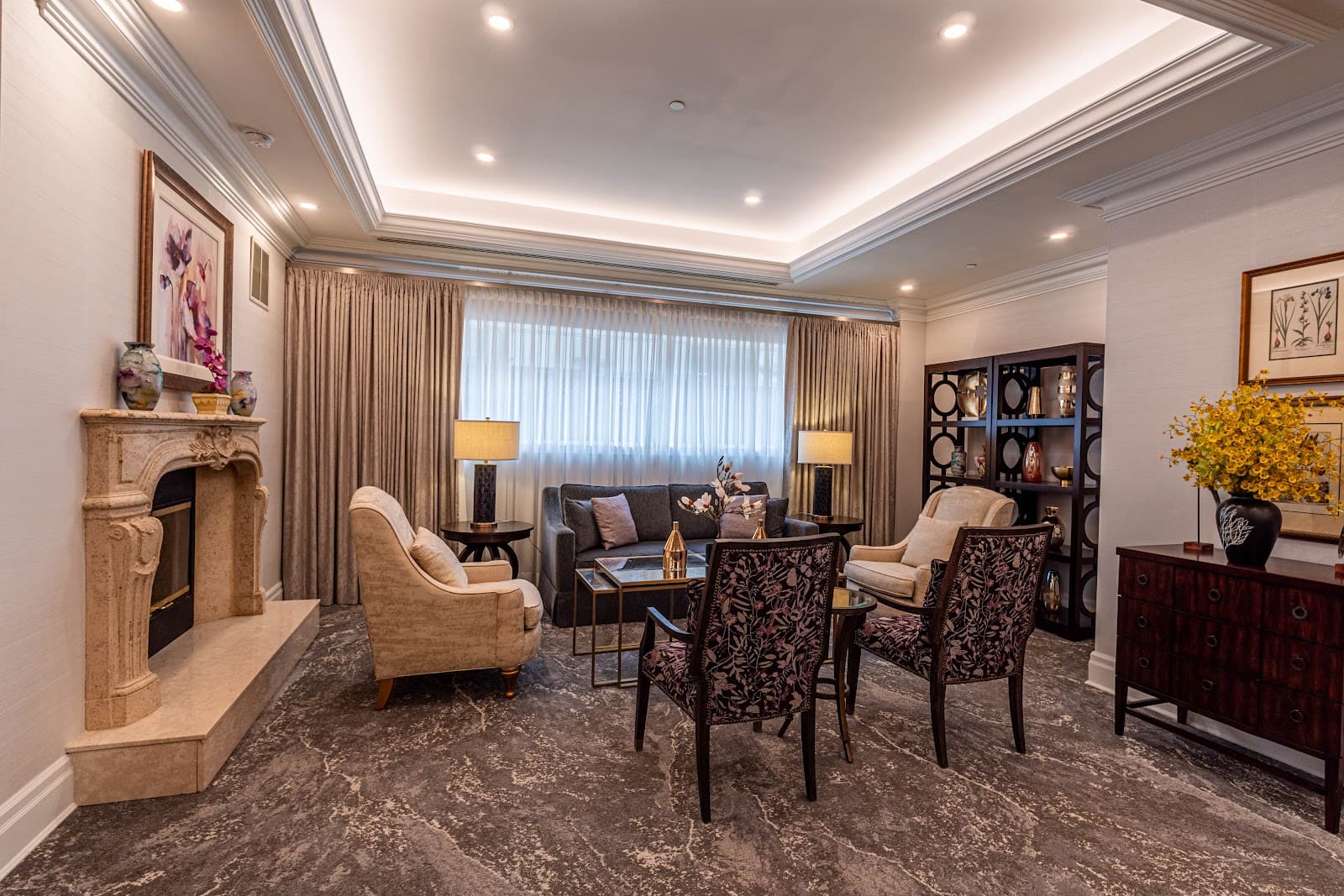 Hazelton Place Retirement Residence photo 2