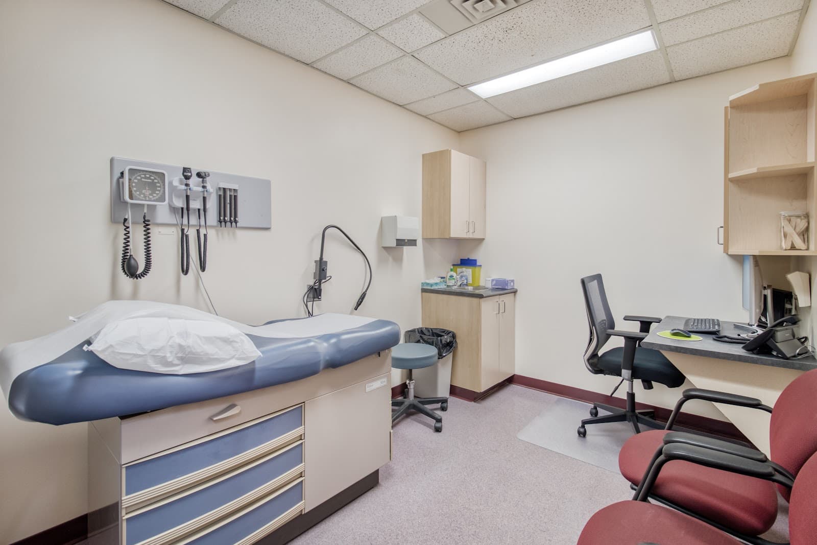 Henderson Medical Centre photo 1
