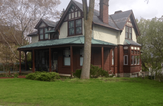 Highland House Retirement Residence photo 1 of 4