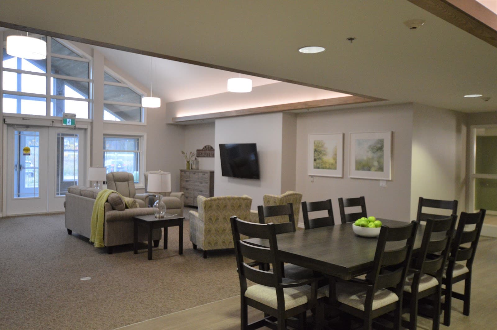 Highview Residences KW photo 3