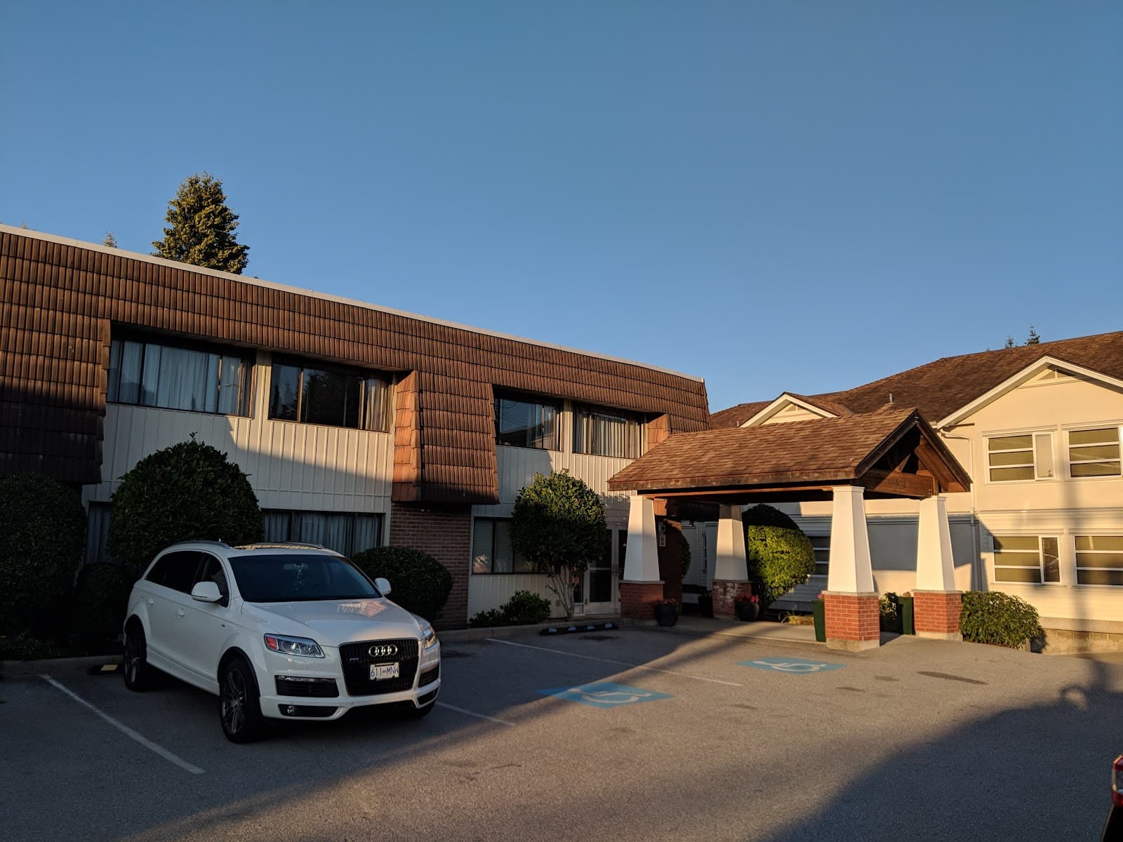 Hilton Villa Seniors Community photo 1