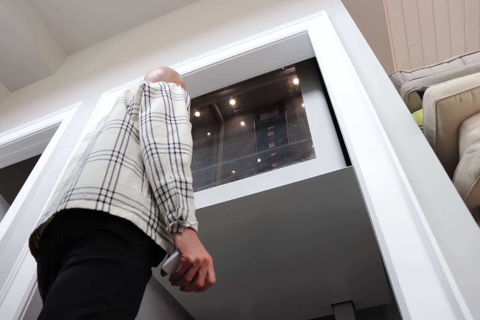 Homelifts by Cambridge Elevating – Shaftless Home Elevators photo 3